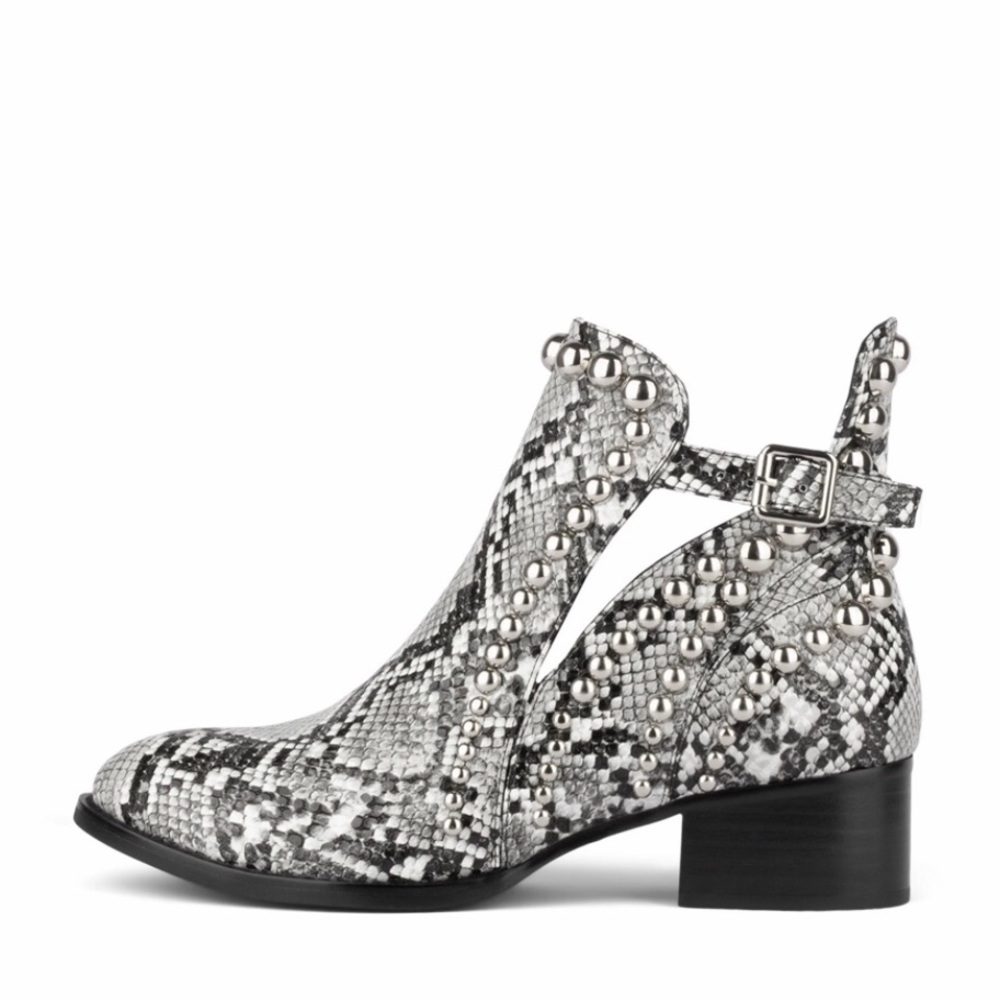 Jeffrey Campbell Rylance Studded Bootie Gray Snake Silver Cut Out Size 7